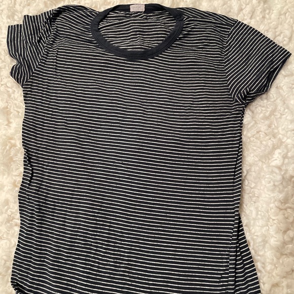 Brandy Melville striped t-shirt - Picture 1 of 2